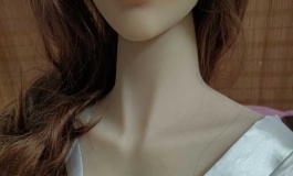 美女不走了