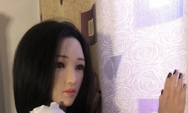 美女换装-白色包裙有没有后入的冲动呢？